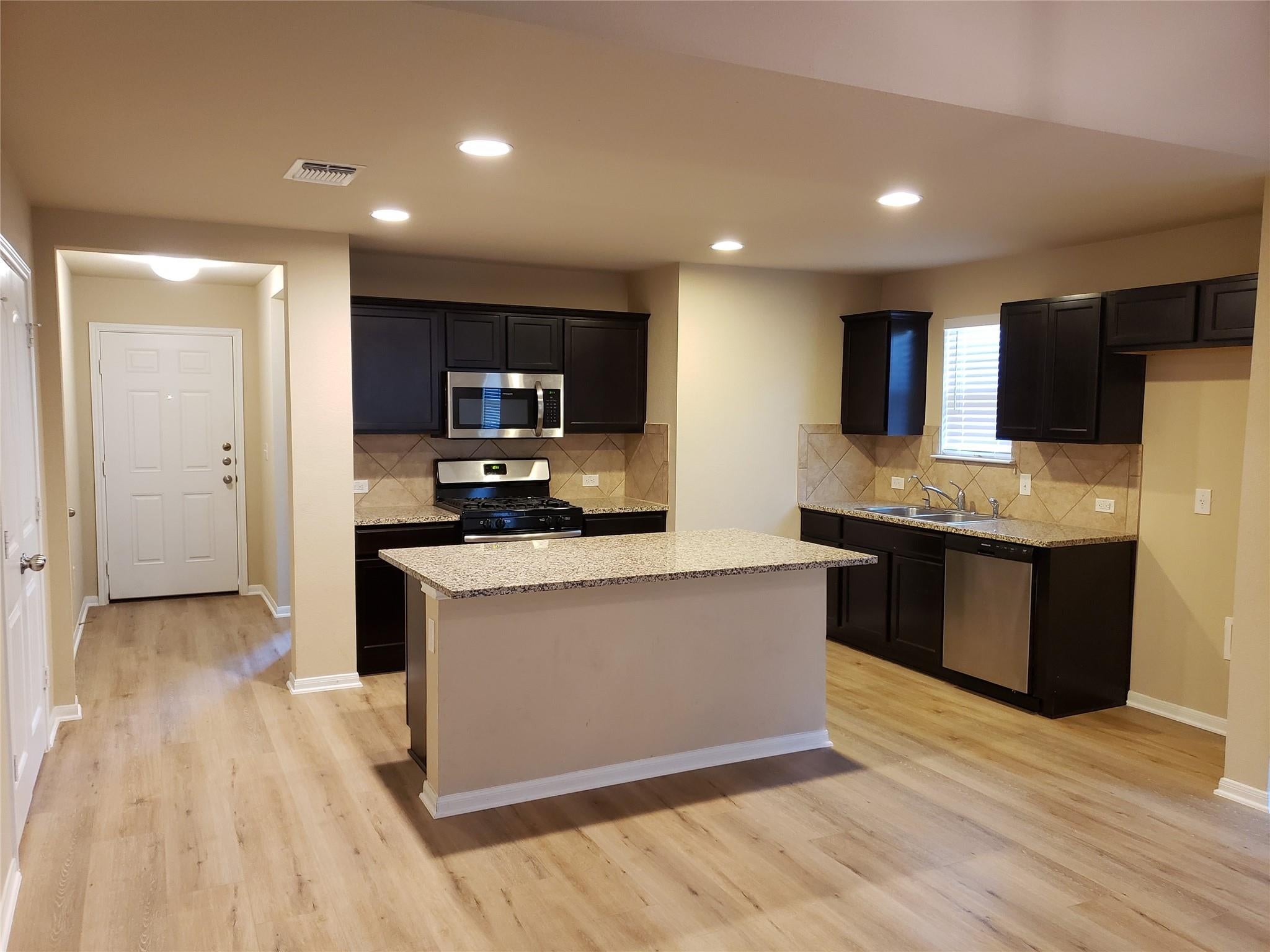 14905 Harkness PASS