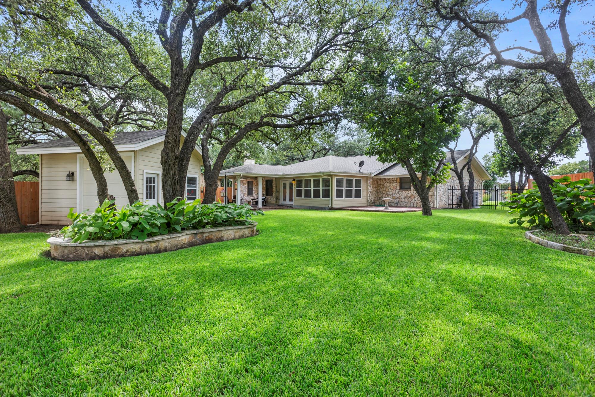 3745 Canyon Heights RD