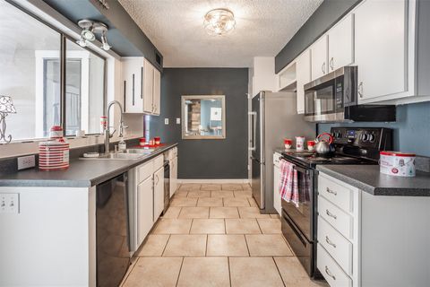 Tiny photo for 1720 Timber Ridge DR, Austin, TX 78741 (MLS # 9194814)