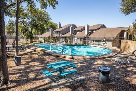 Tiny photo for 1720 Timber Ridge DR, Austin, TX 78741 (MLS # 9194814)