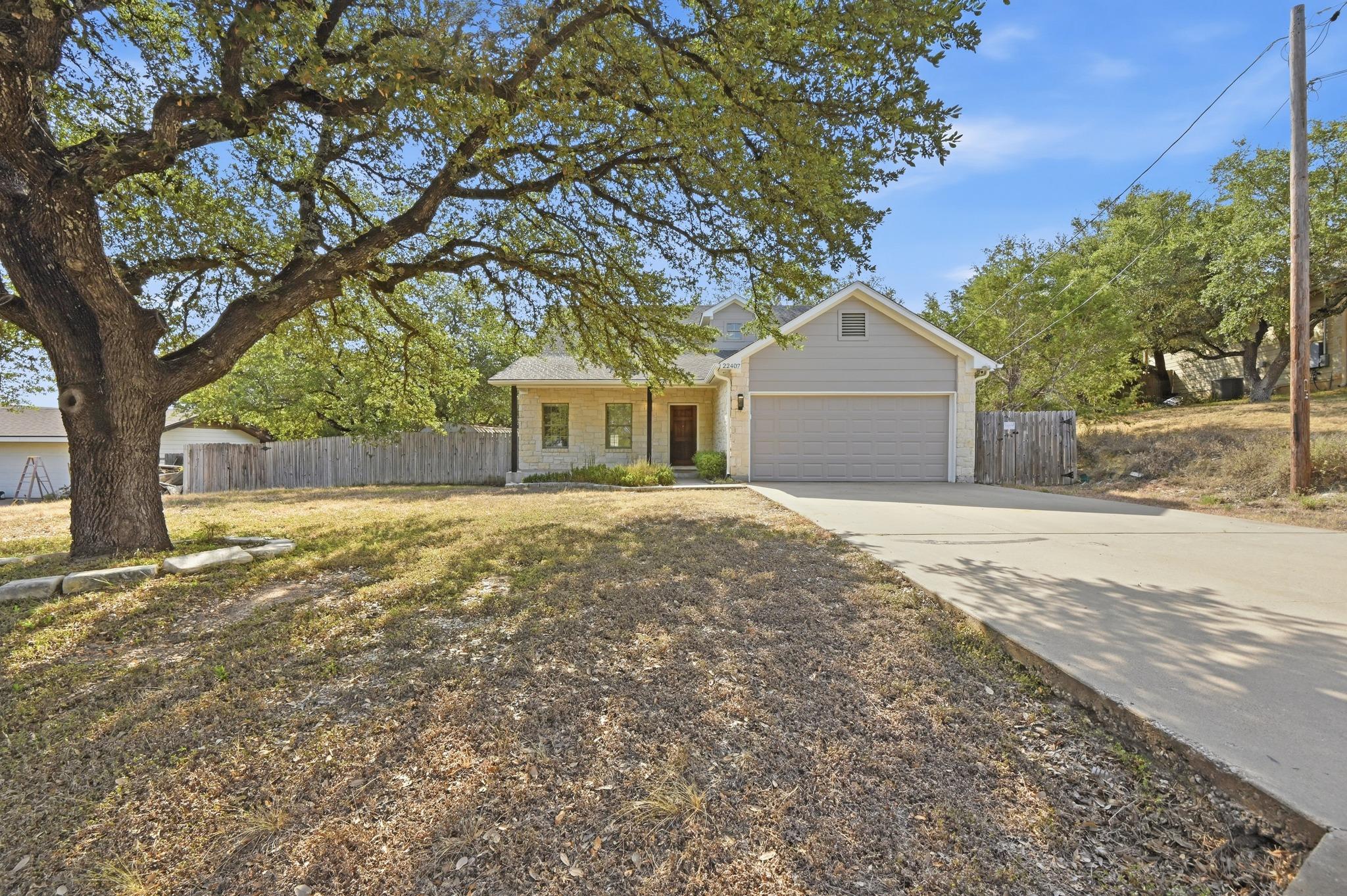 22407 Briarcliff DR