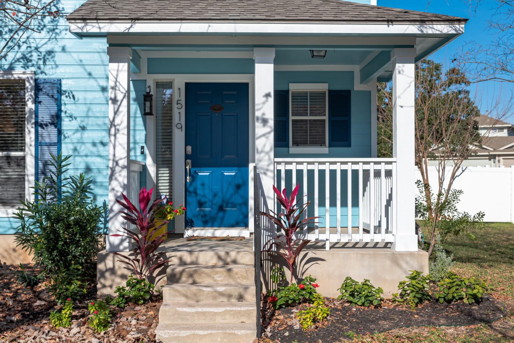 1519 Davis Mountain LOOP