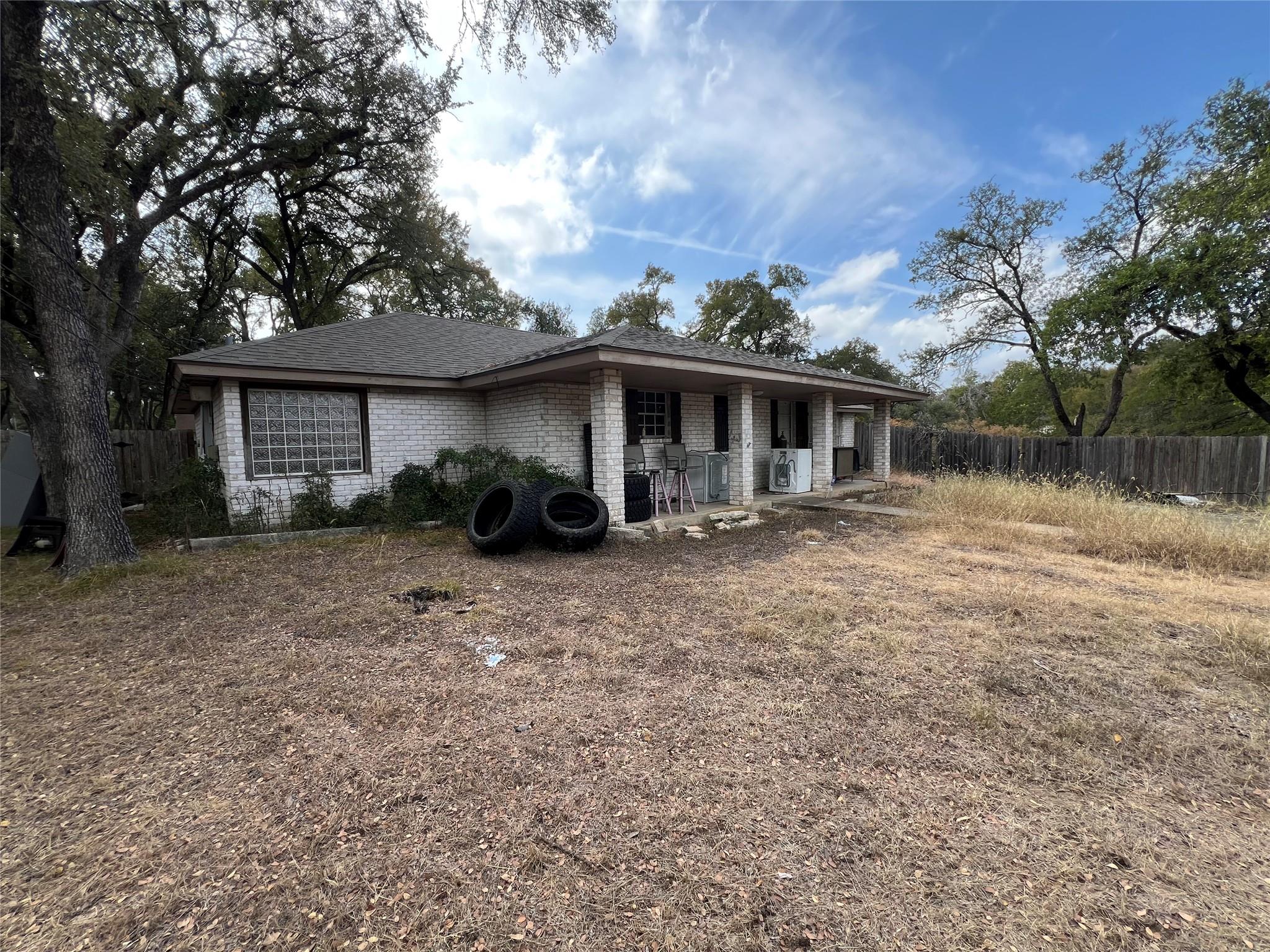 3208 Sierra DR