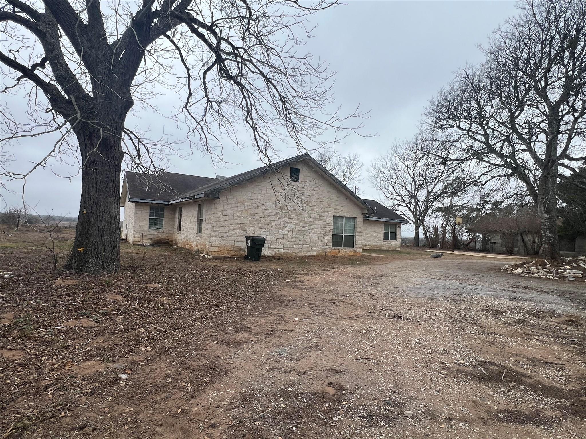1448 Private Road 6013