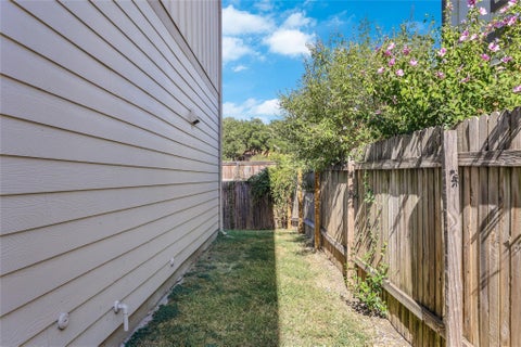 Tiny photo for 913 Boatswain WAY, Austin, TX 78748 (MLS # 9815153)