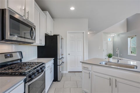 Tiny photo for 913 Boatswain WAY, Austin, TX 78748 (MLS # 9815153)