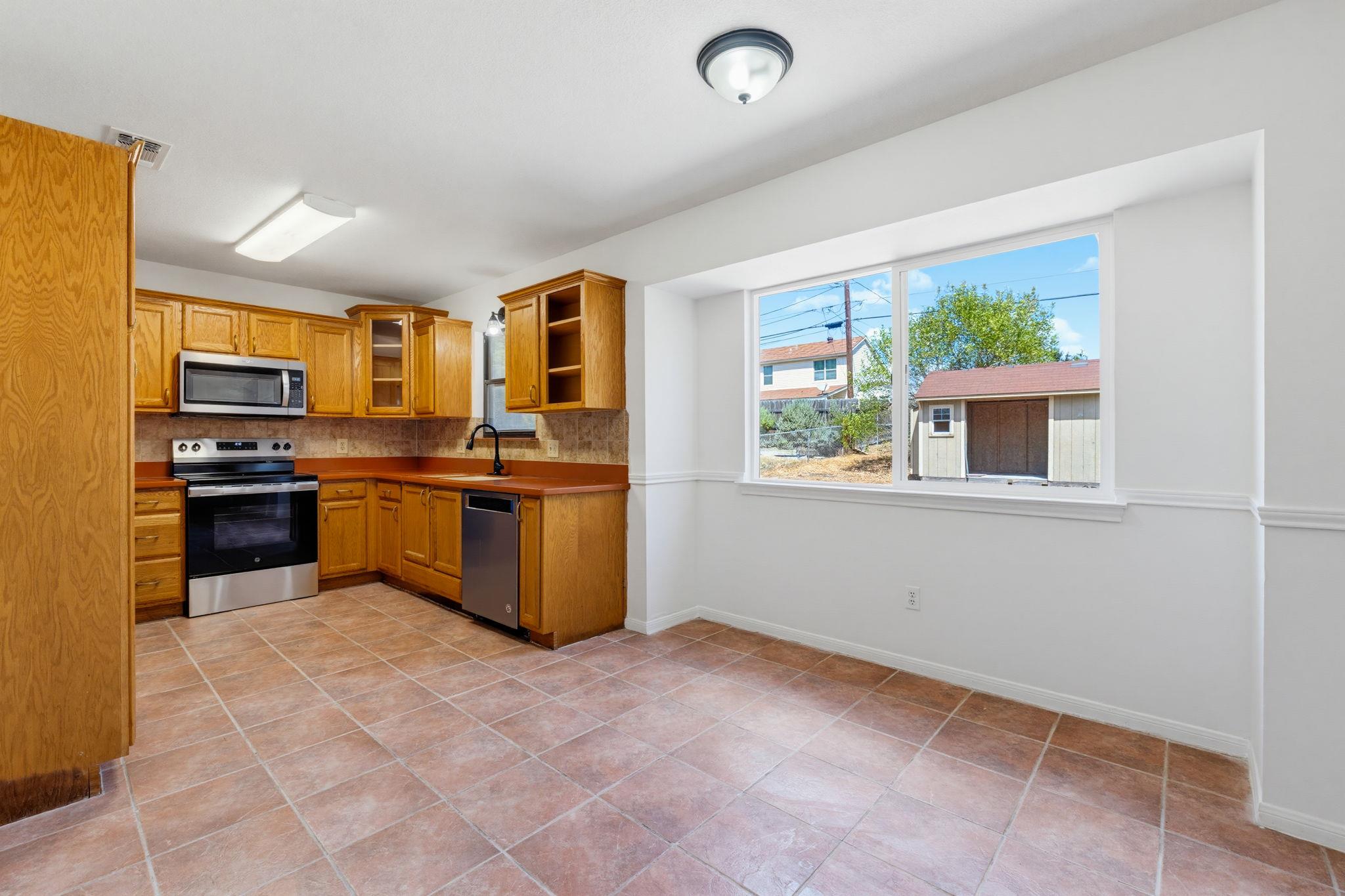 117 E Blancas DR