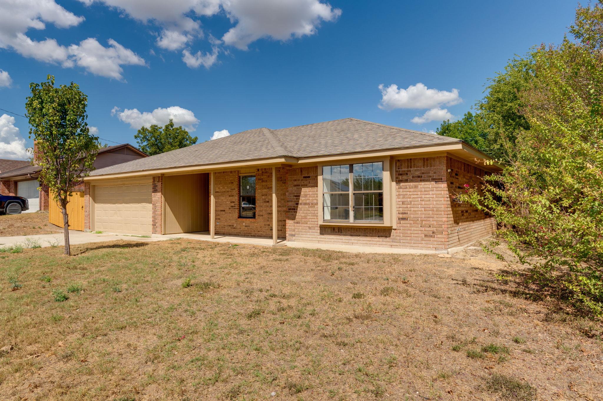 117 E Blancas DR