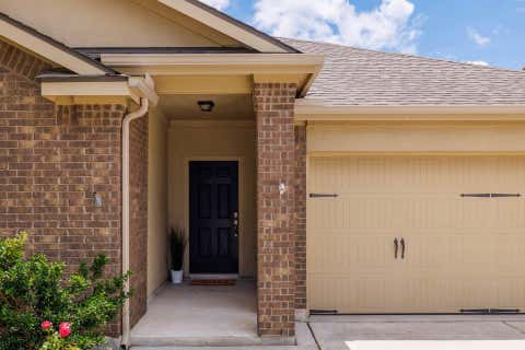Photo of 824 Tabernash DR, Leander, TX 78641 (MLS # 1181892)