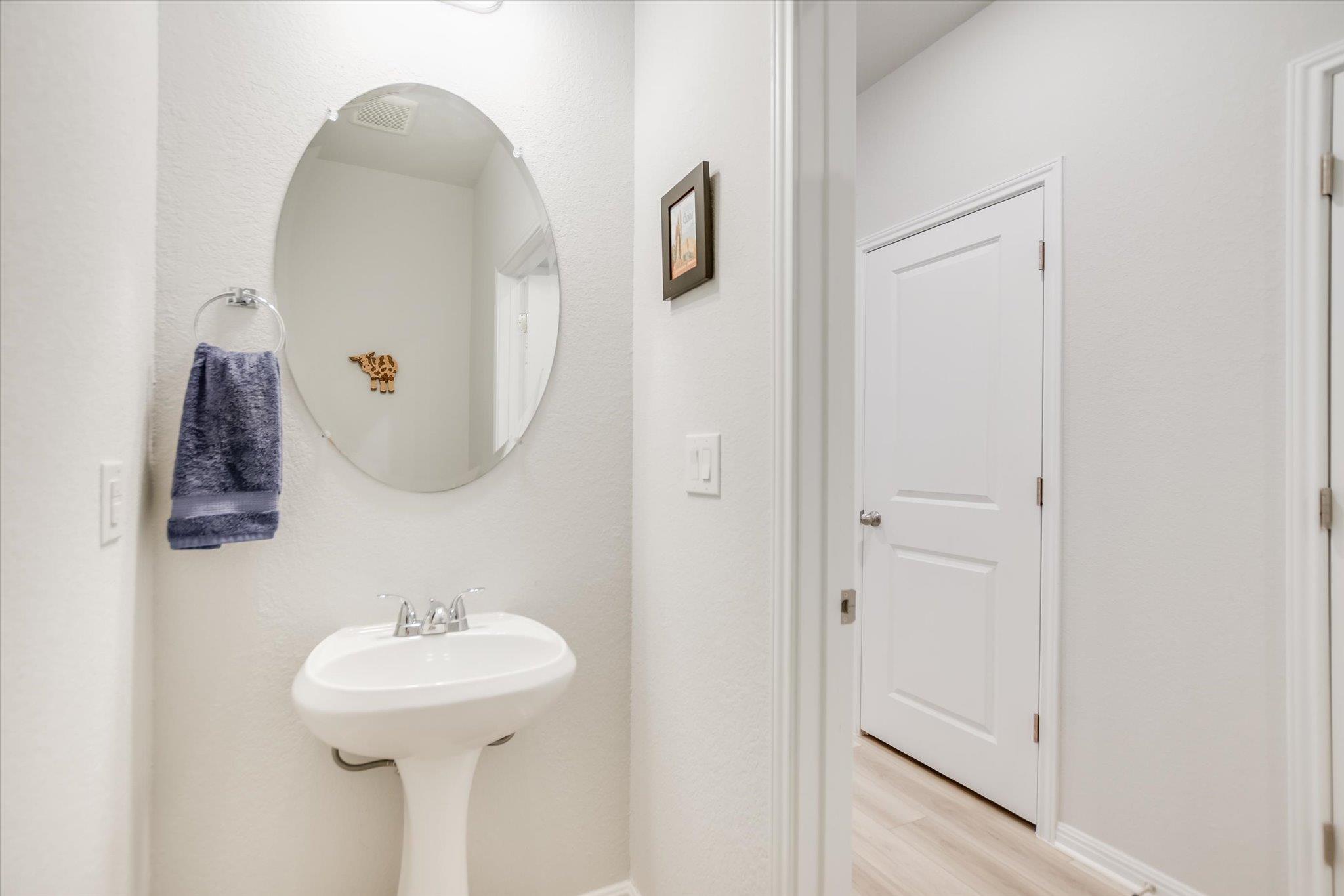 Austin, Texas 78748, United States, 3 Bedrooms Bedrooms, ,3 BathroomsBathrooms,Residential,Active,103373