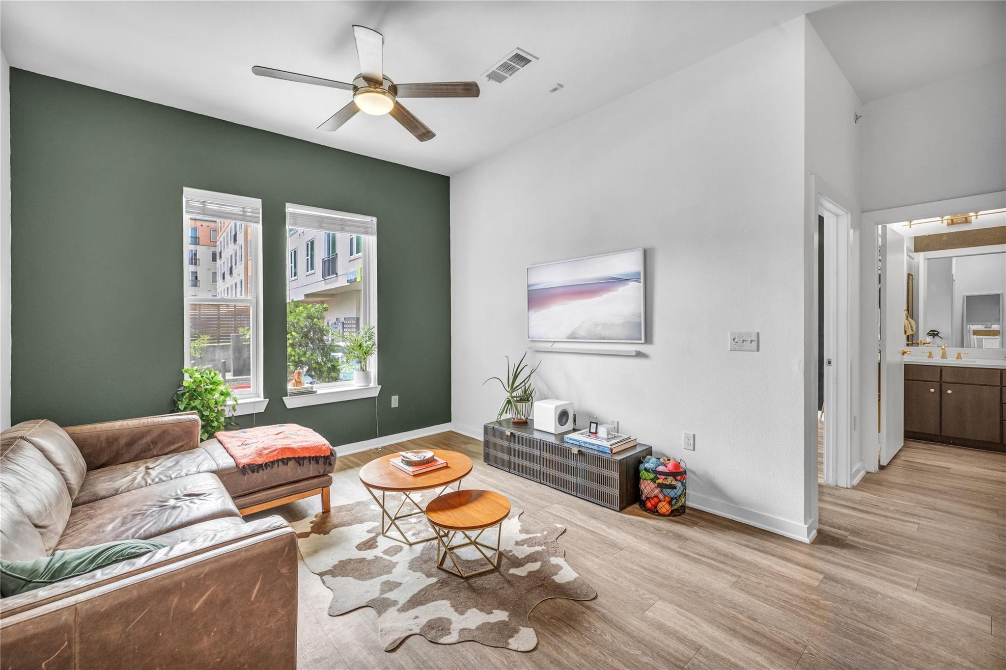 1900 Barton Springs RD 1036