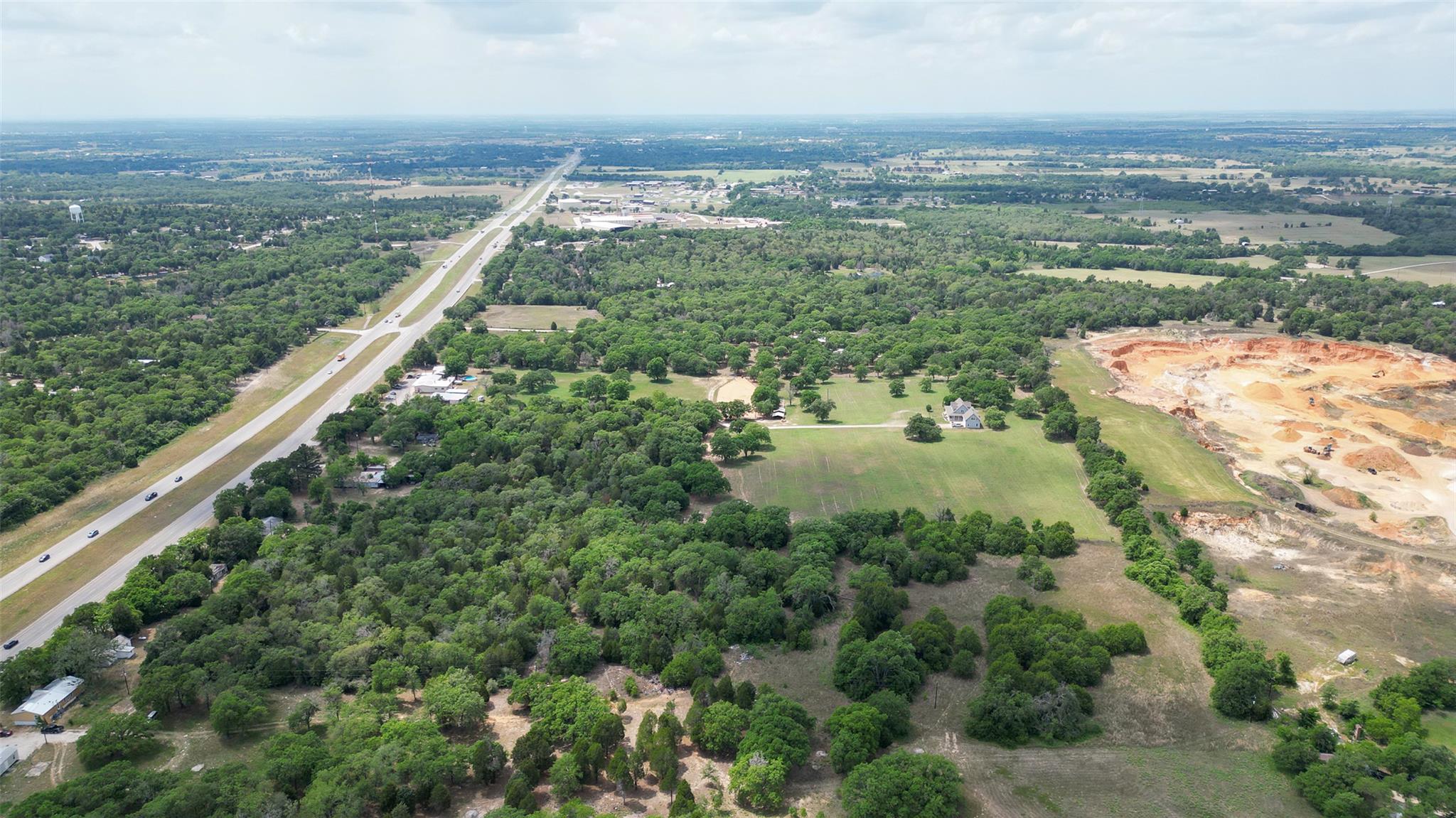 660 Highway 290 Highway E