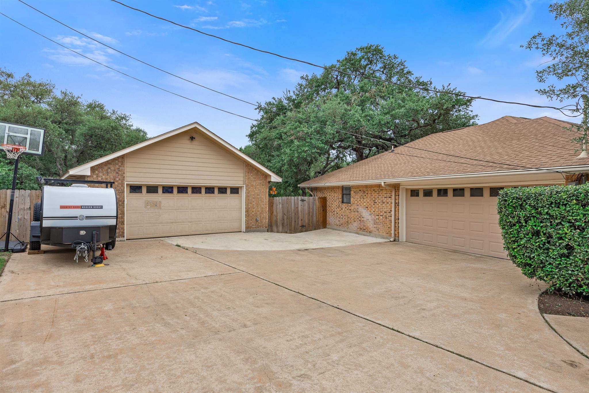 315 Juniper DR