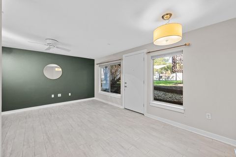 Photo of 2200 Dickson DR #113, Austin, TX 78704 (MLS # 2615323) Photo of 2200 Dickson DR #113, Austin, TX 78704 (MLS # 2615323)