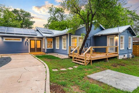 Tiny photo for 4406 Airport BLVD, Austin, TX 78722 (MLS # 8681270)