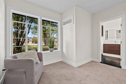 Tiny photo for 4406 Airport BLVD, Austin, TX 78722 (MLS # 8681270)