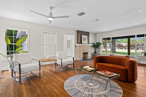 Tiny photo for 4406 Airport BLVD, Austin, TX 78722 (MLS # 8681270)