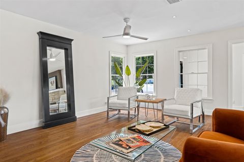 Tiny photo for 4406 Airport BLVD, Austin, TX 78722 (MLS # 8681270)
