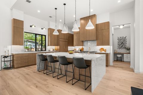 Tiny photo for 5908 Bull Creek RD, Austin, TX 78757 (MLS # 6933096)