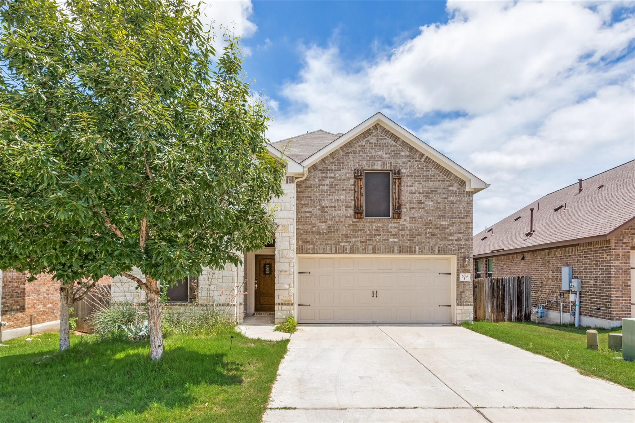 508 Peregrine WAY