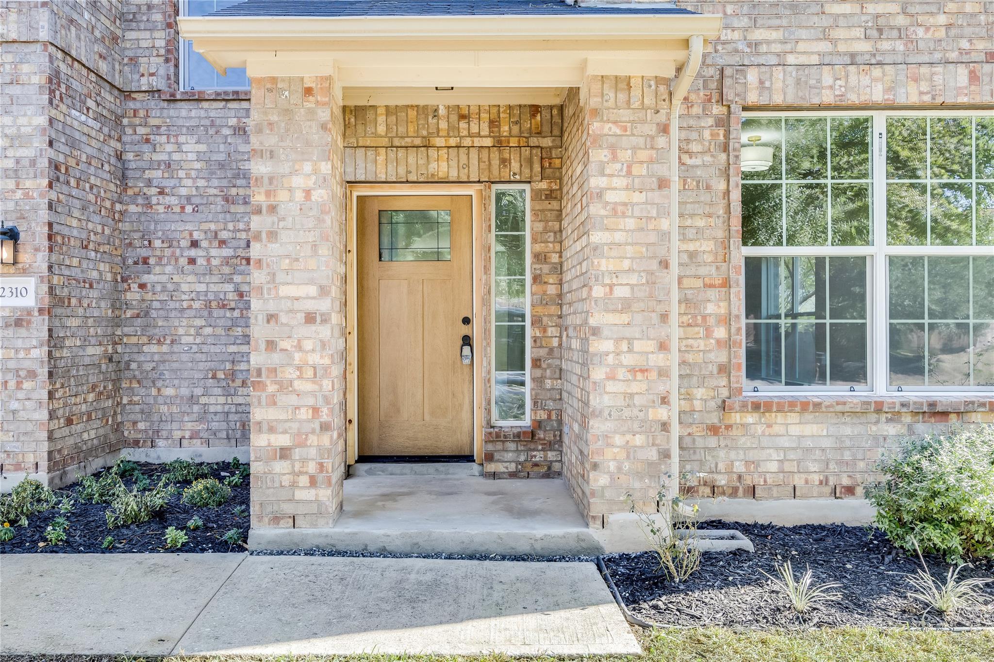 2310 Caprock PL
