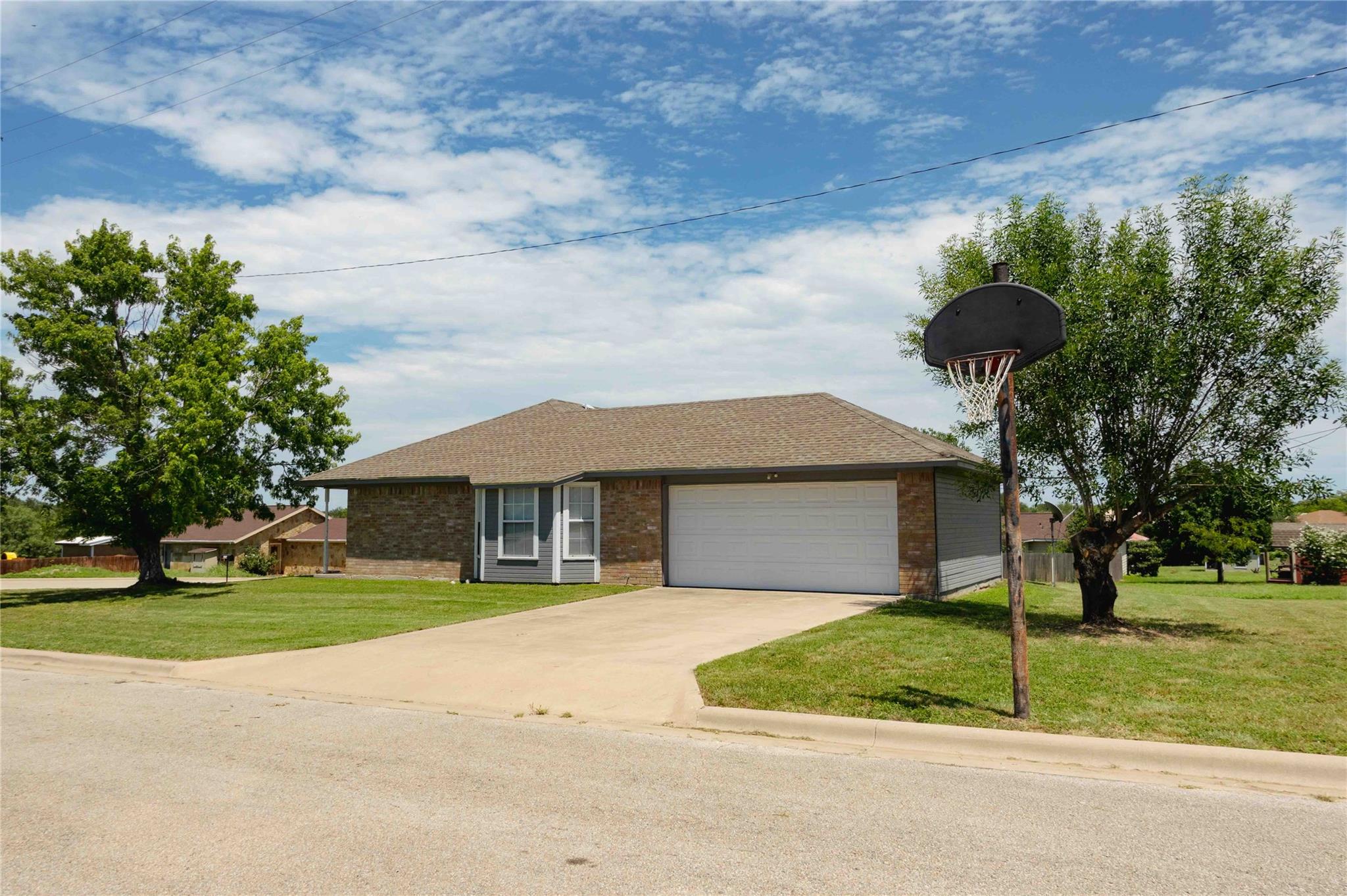 113 Burkett DR