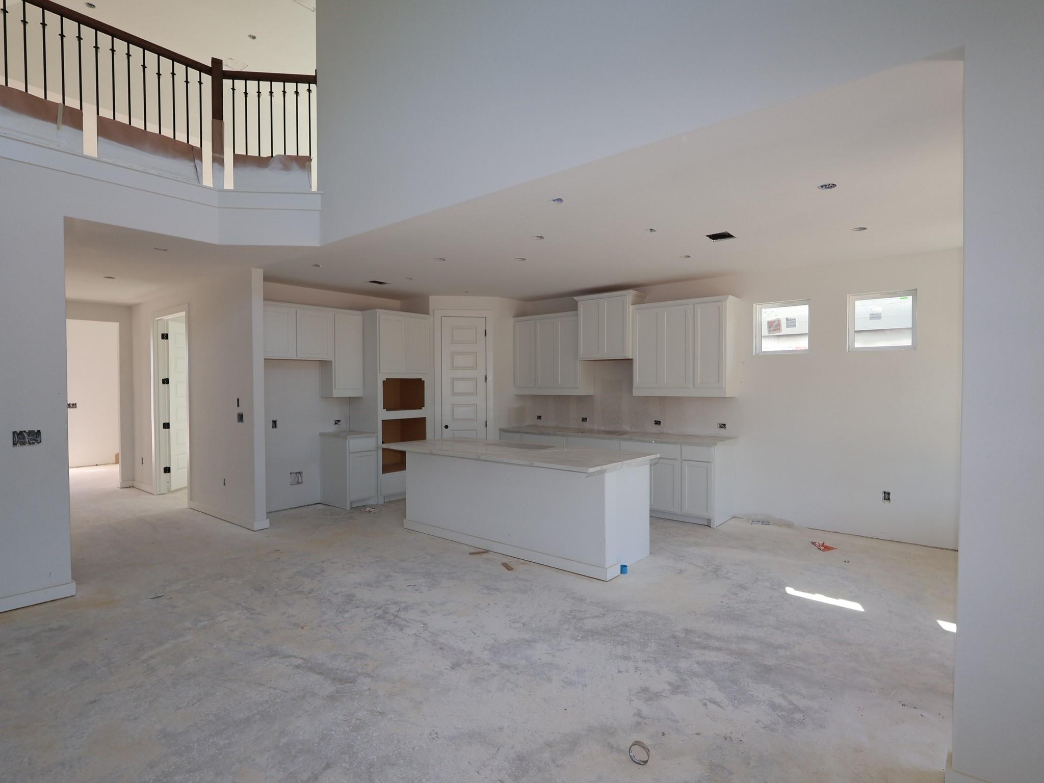 3925 Waxahachie RD