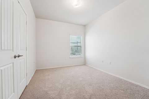 Tiny photo for 10017 Pinnacle Crest LOOP, Austin, TX 78747 (MLS # 4885557)