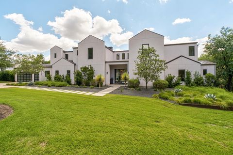203 Wild Cat HOLW West Lake Hills TX 78746