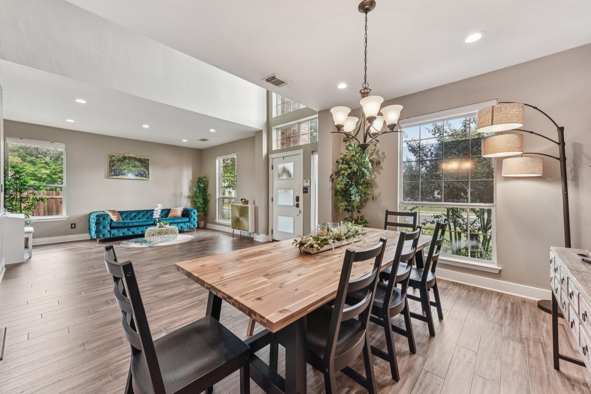 3219 Ash Glen LN