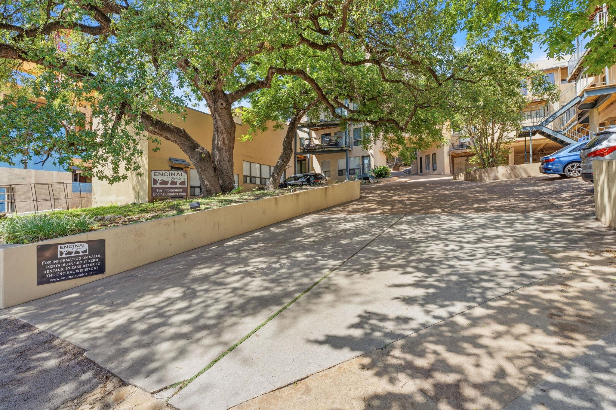 1106 W 6th ST 206