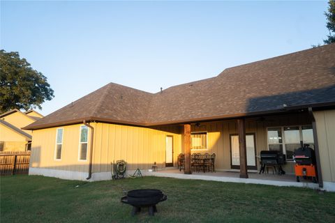 A home in Smithville