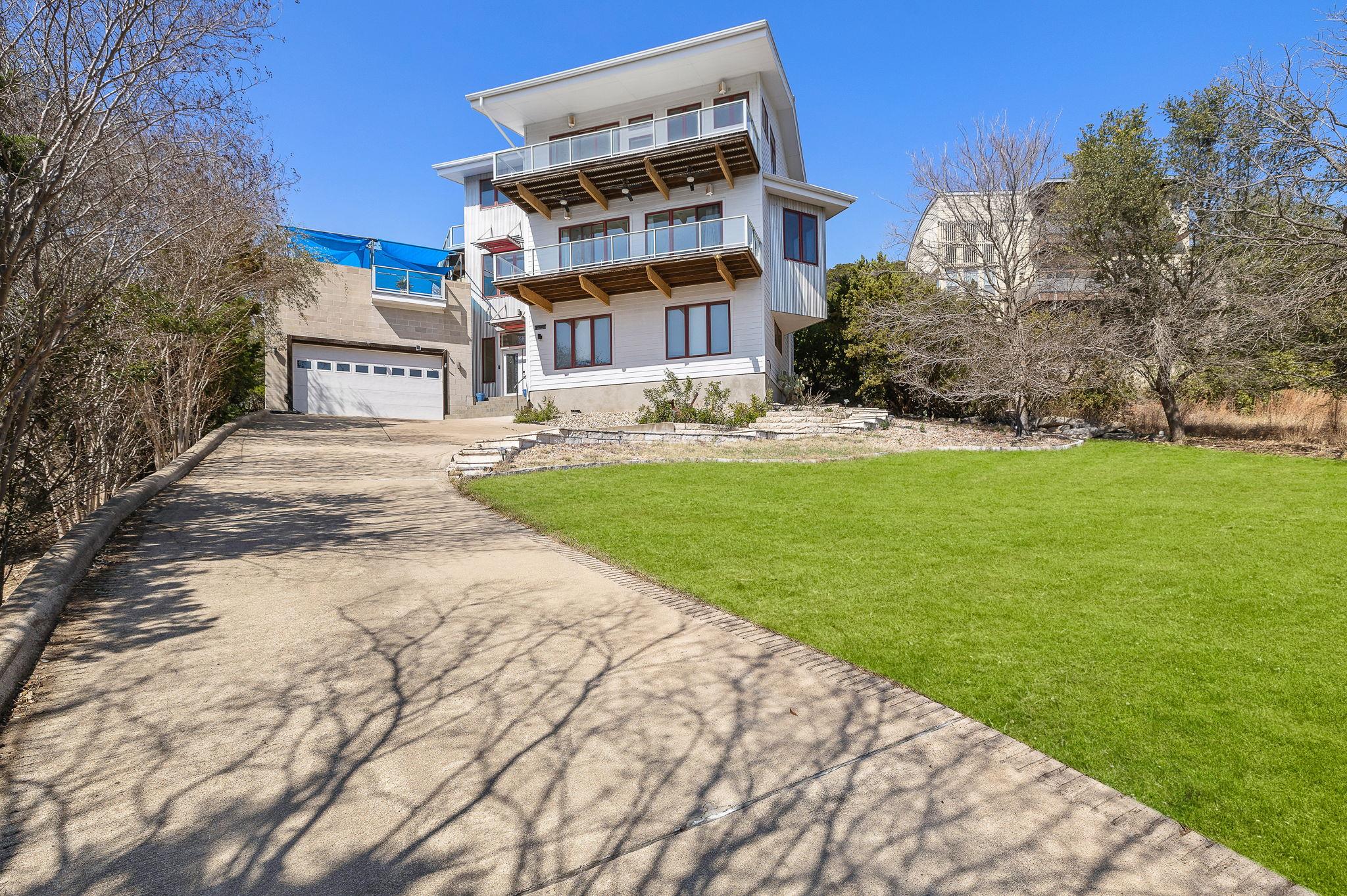 14020 Lake View DR