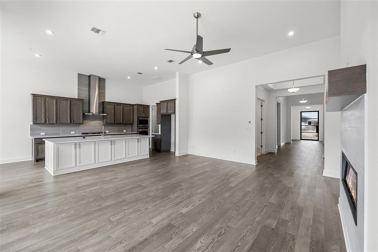2406 Shane Ranch DR