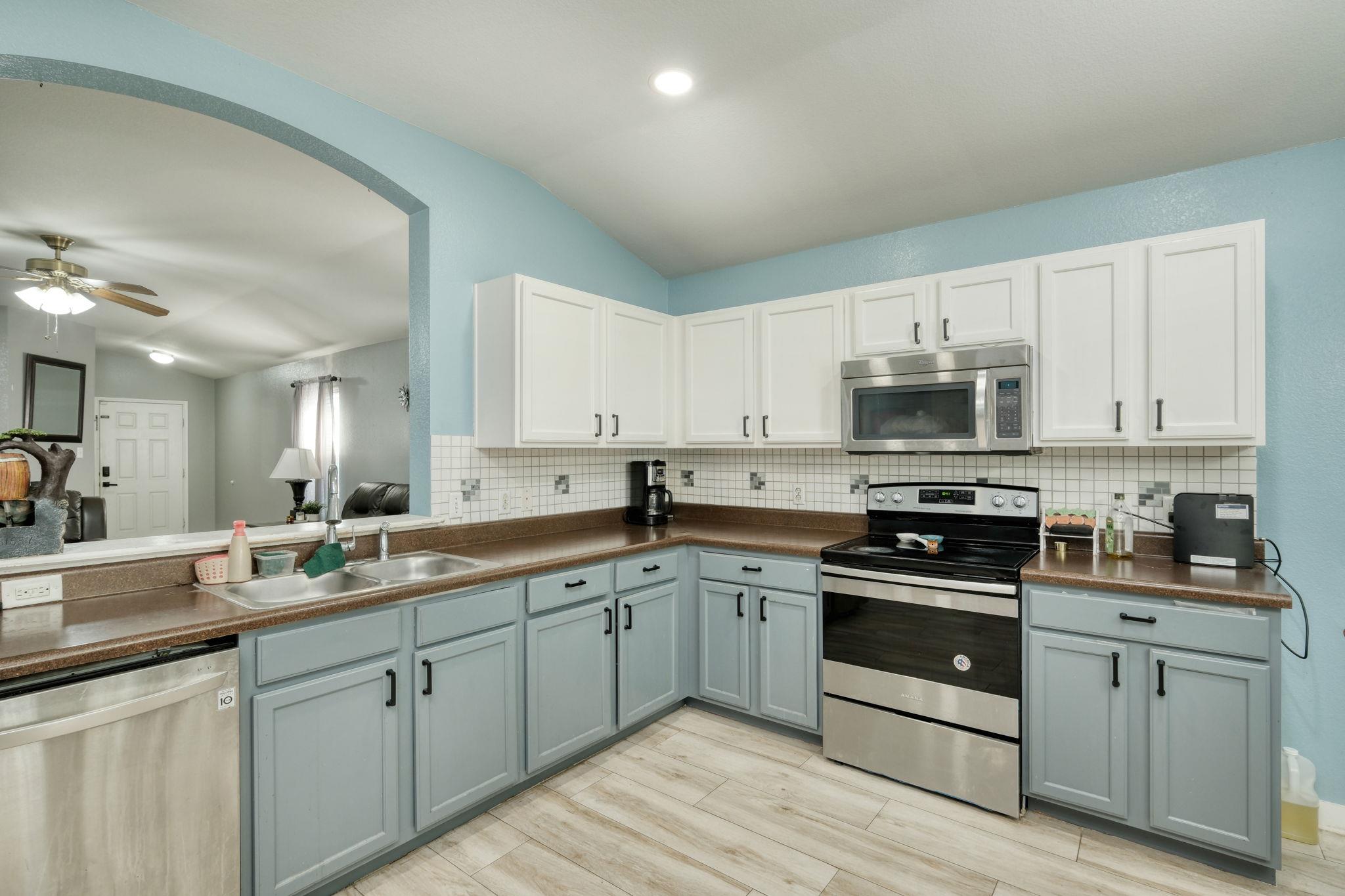 211 Vallecito DR