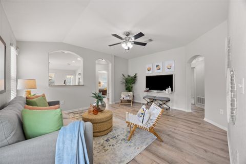 Photo of 629 Pinnacle DR, Georgetown, TX 78626 (MLS # 1319899)