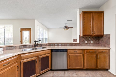 Tiny photo for 6661 Ruxton LN, Austin, TX 78749 (MLS # 2136993)
