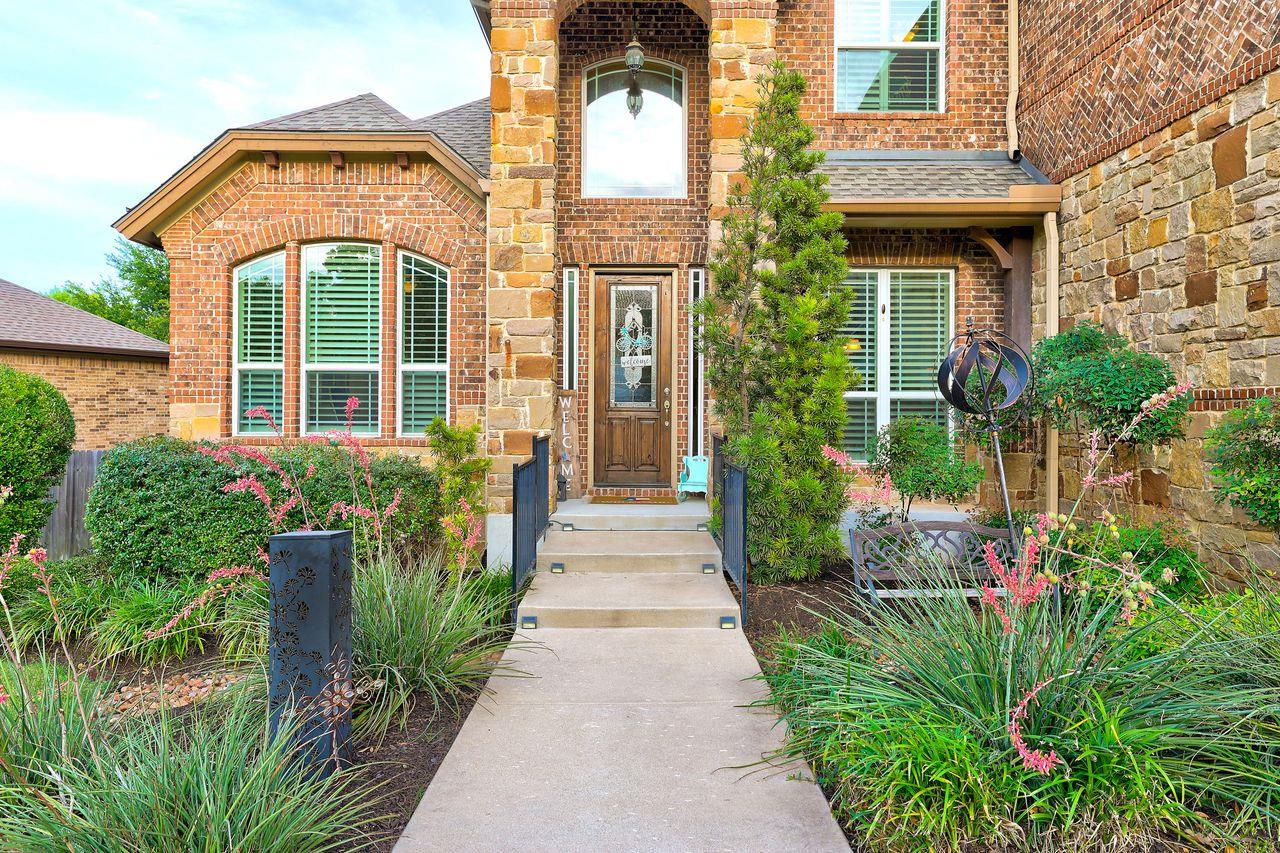 1919 Mulligan DR