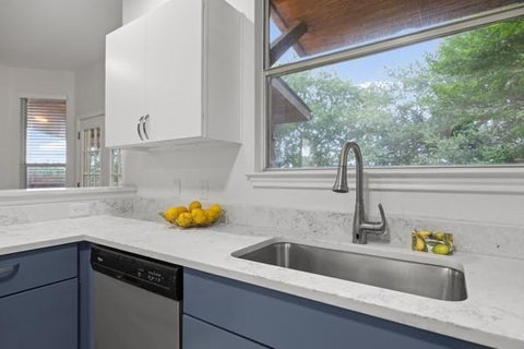 Tiny photo for 3917 Canyon Glen CIR, Austin, TX 78732 (MLS # 1449859)
