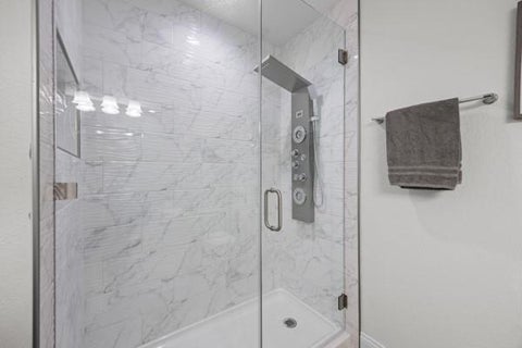 Tiny photo for 3917 Canyon Glen CIR, Austin, TX 78732 (MLS # 1449859)