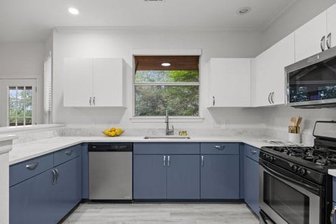 Tiny photo for 3917 Canyon Glen CIR, Austin, TX 78732 (MLS # 1449859)