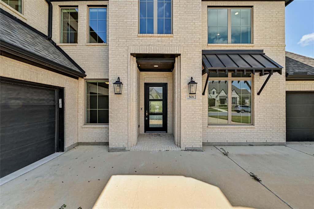Photo of 501 Sierra Lisa CV, Liberty Hill, TX 78642 (MLS # 7900953)