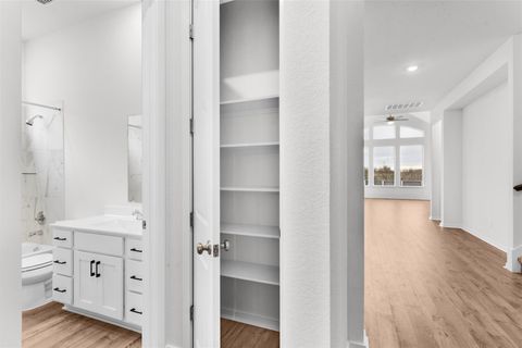 Tiny photo for 13609 Grassdale VW, Manor, TX 78653 (MLS # 2198276)