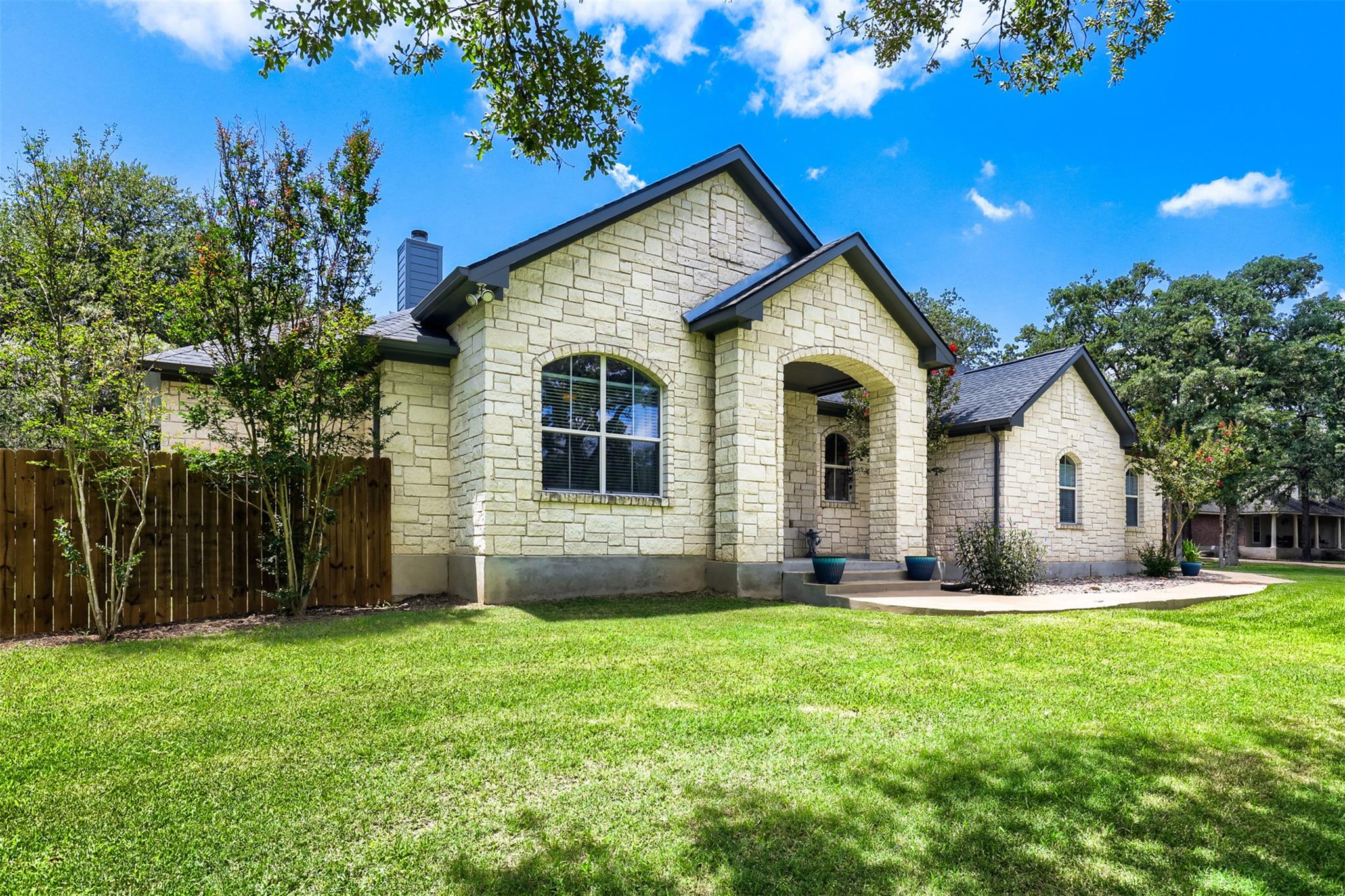 138 Elm Wood DR