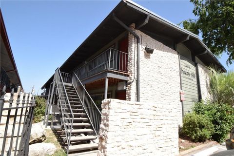 Photo of 2404 Longview ST #103, Austin, TX 78705 (MLS # 4488775)