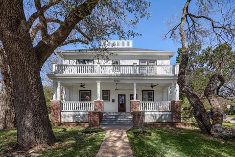 2124 Bluebonnet LN Austin TX 78704