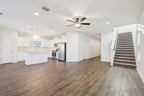 Tiny photo for 10712 Blacket DR, Austin, TX 78747 (MLS # 5103789)