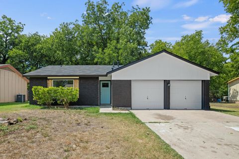 Photo of 6200 Wagon BND, Austin, TX 78744 (MLS # 4243022)