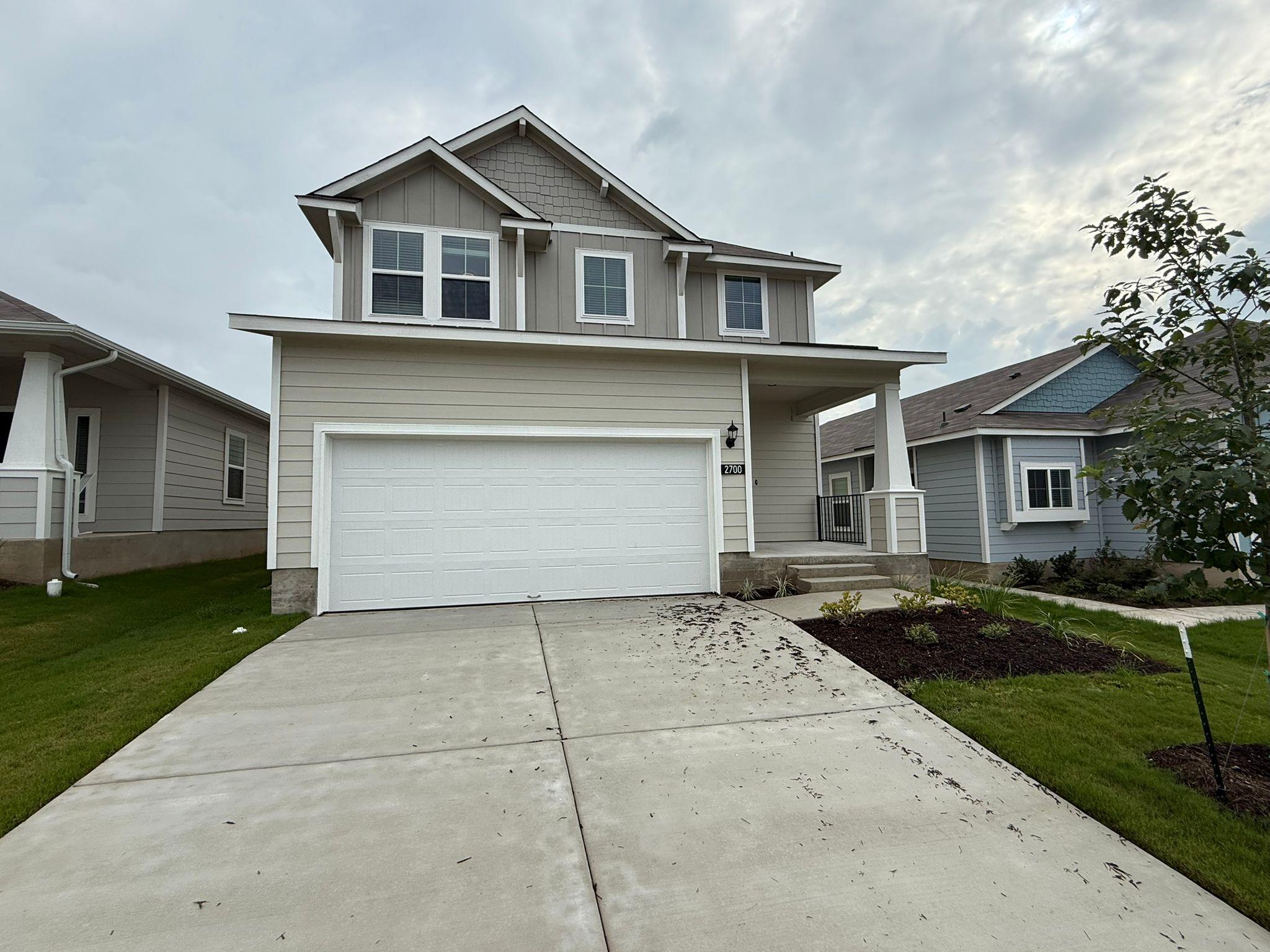 2700 Paragon Fox DR