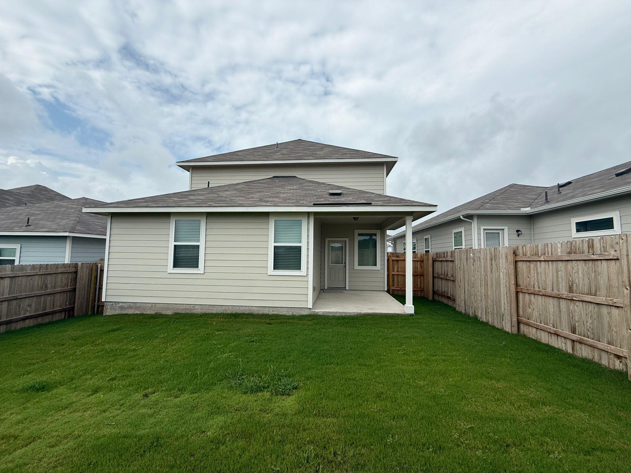 2700 Paragon Fox DR